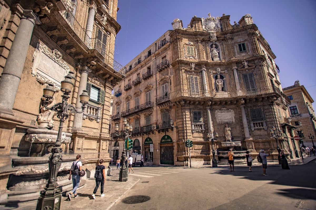 Costruito più di 400 anni fa, l'Ottagono del Sole è ancora oggi il punto più fotografato di questa città italiana