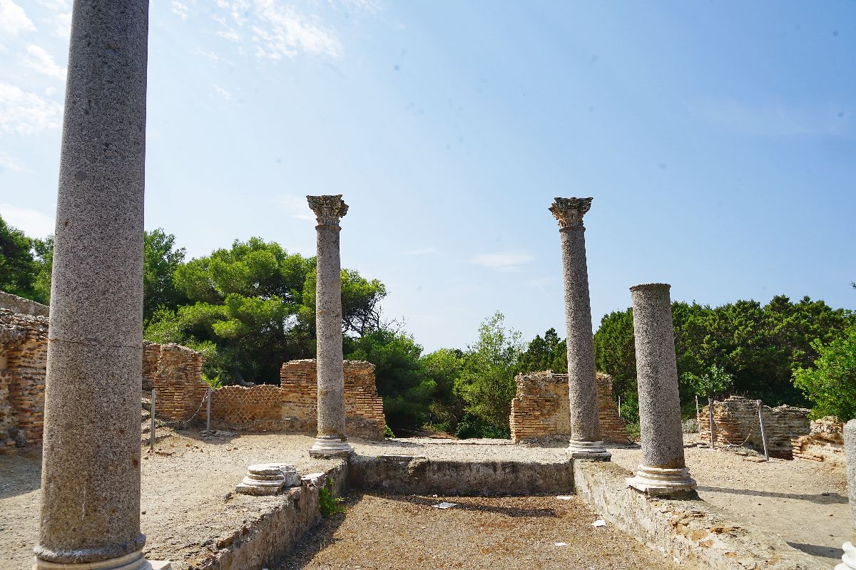 Su quest'isola c'è il punto più a sud di tutta la regione, eppure solo in pochissimi la scelgono per le loro vacanze