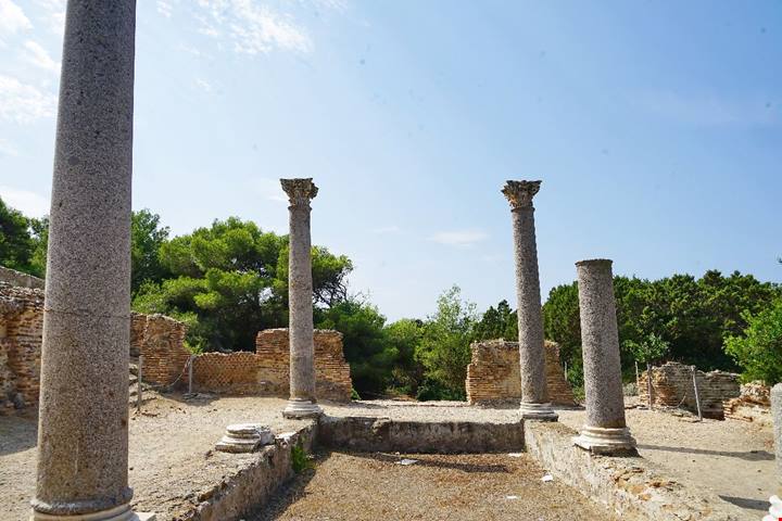 Su quest'isola c'è il punto più a sud di tutta la regione, eppure solo in pochissimi la scelgono per le loro vacanze