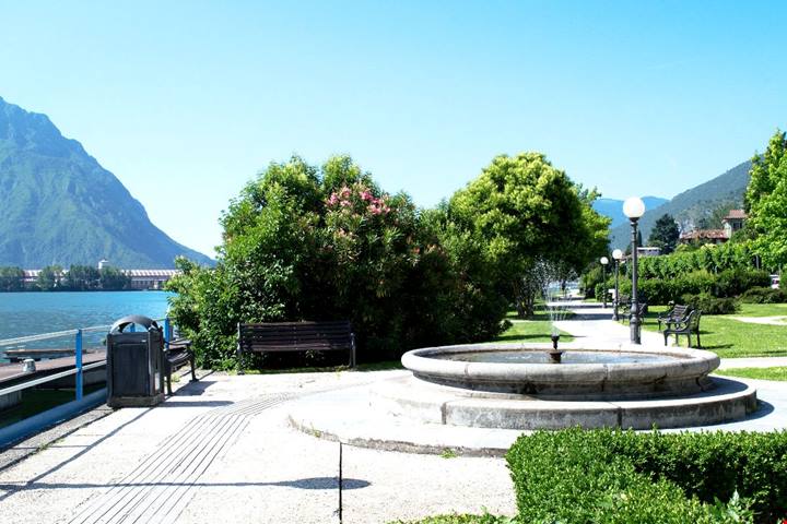 Il borgo affacciato sul lago che ti farà scoprire una Lombardia dai ritmi lenti e rilassanti