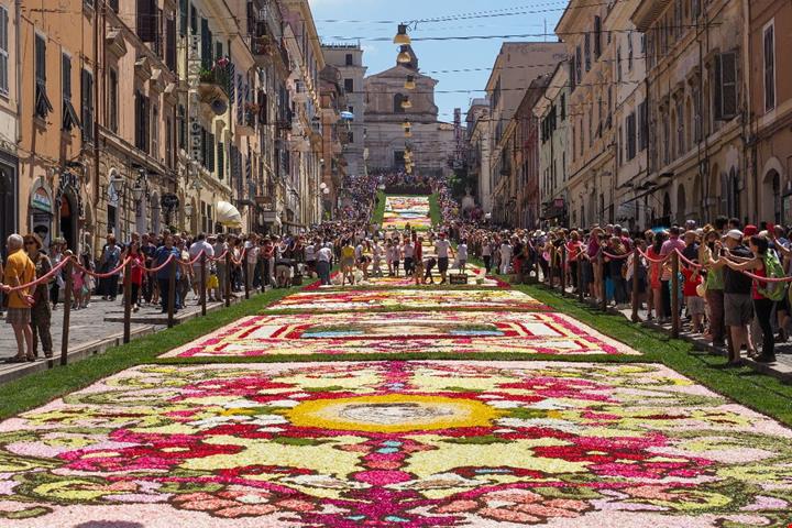 infiorata-di-genzano_2248724297