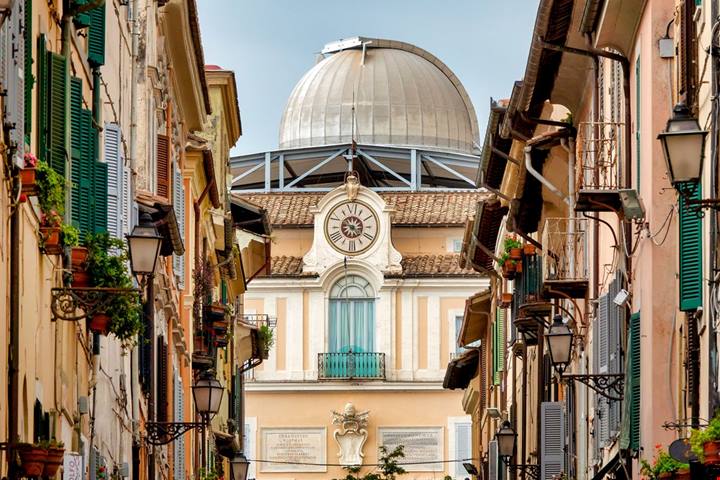 Alle porte di Roma c'è un'osservatorio spaziale unico al mondo, ma solo in pochissimi possono entrarci