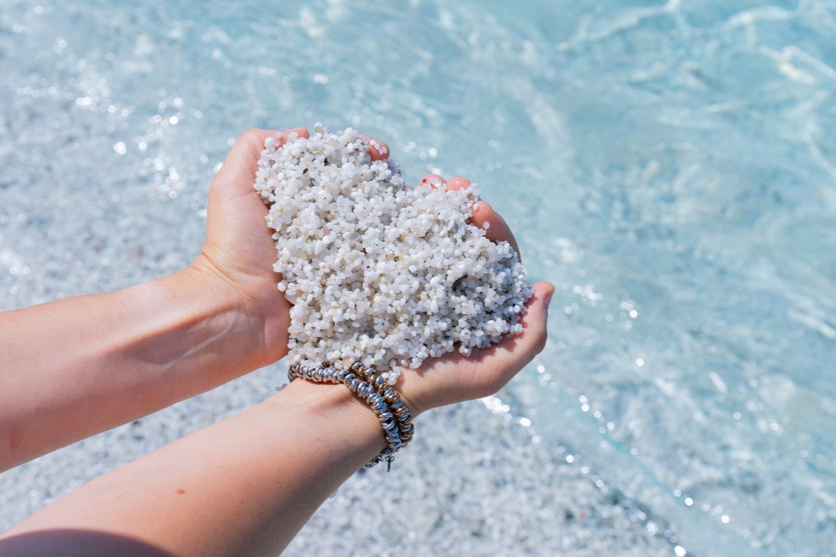 Spiaggia Is Arutas (3)