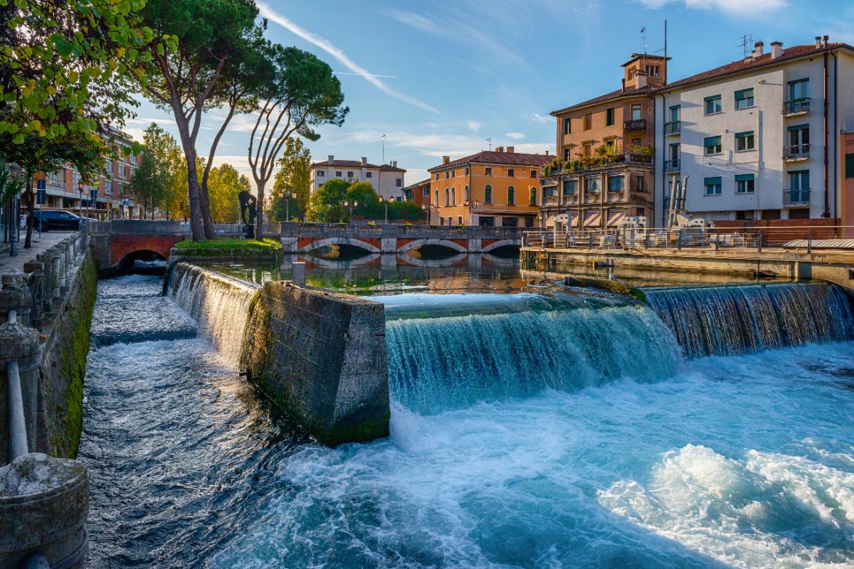 Un Veneto lontano dai riflettori, ma non quelli del cinema: qui è stato girato Le città di pianura