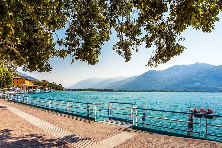 Il borgo delle due anime tra lago e montagna: in Lombardia arriva Borgo diVino nella perla del relax che ha conquistato il mondo