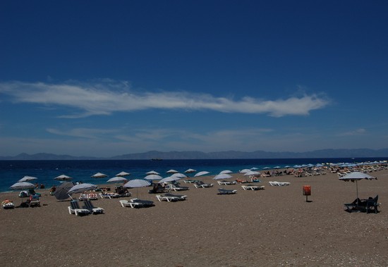 la spiaggia di rodi città