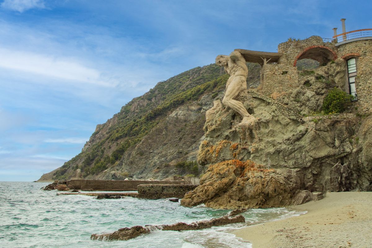 monterosso-al-mare-gigante_2639069445