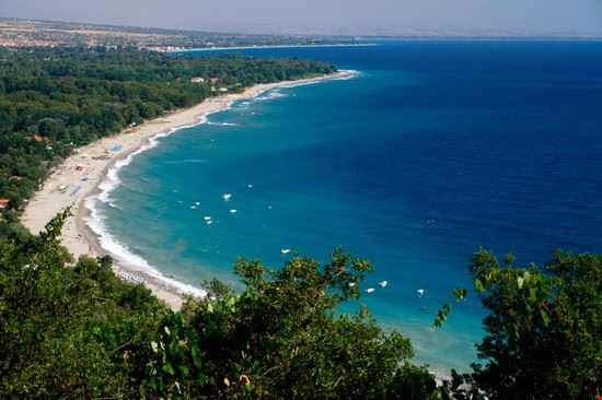 Spiaggia di Pefkoulia - Fonte: ©Piotr Tomicki - Shutterstock - ©Piotr Tomicki - Shutterstock - ©Piotr Tomicki - Shutterstock