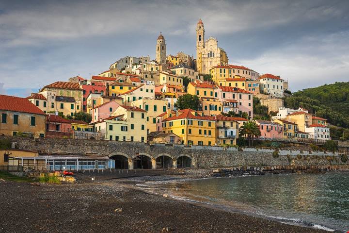 L'estate che non ti aspetti la passi sulle spiagge di questo borgo della Liguria: è davvero un luogo dalla bellezza senza tempo