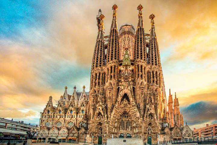 Papa Leone XIV ha inaugurato la Sagrada Familia, ma i lavori continueranno ancora per almeno altri 10 anni