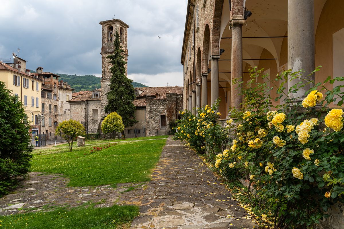 5 motivi per visitare Bobbio, il borgo di San Colombano (e dei motociclisti)