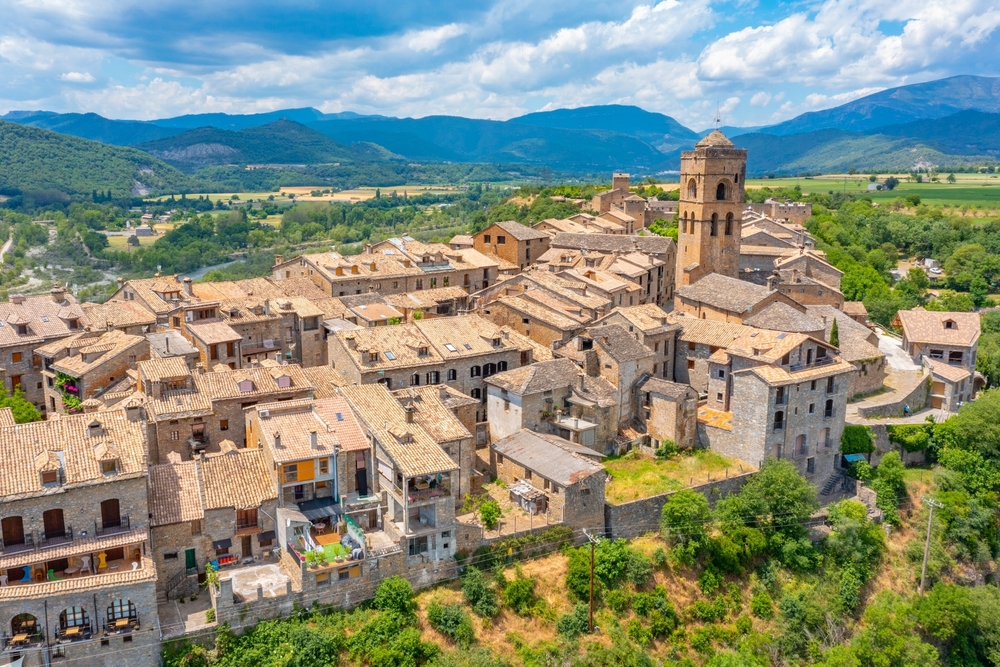 Andalusia, un viaggio tra case bianche e architettura moresca alla scoperta dei borghi più belli della Spagna