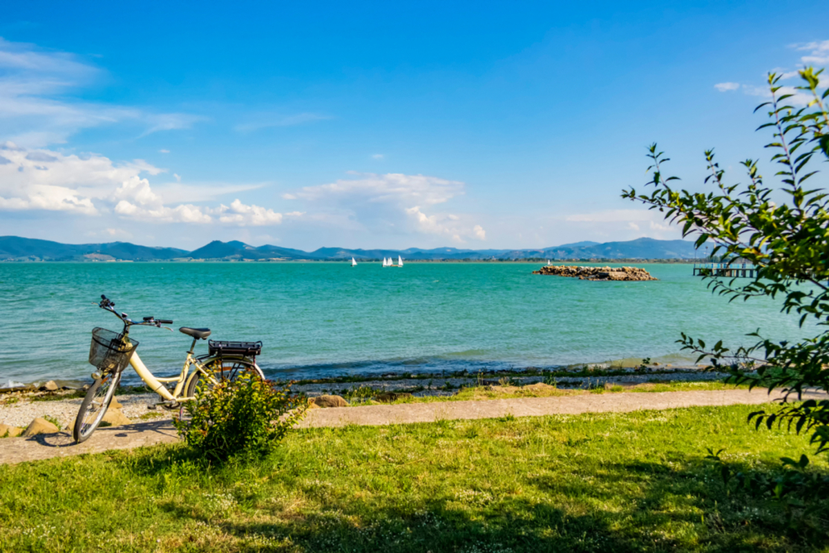 lago-trasimeno-panorama