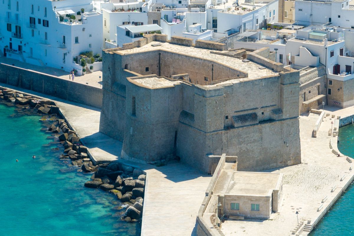 Ha il nome del più famoso gioco da tavola, ma questa località della Puglia è la vera alternativa estiva alla Grecia