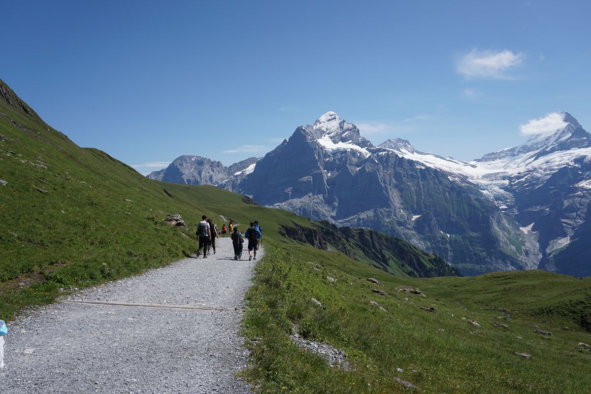 Questo villaggio immerso nel cuore delle Alpi svizzere è una delle destinazioni turistiche più famose del Paese