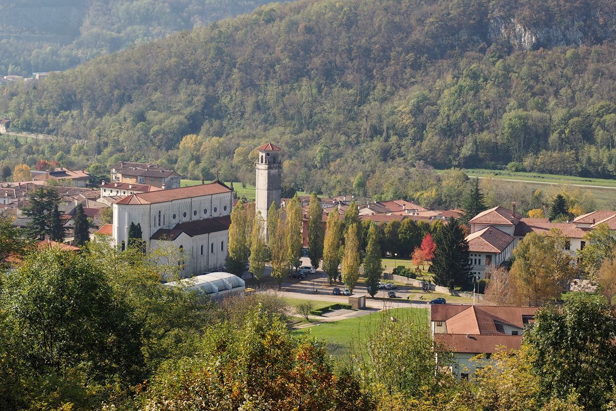 44 chiese e 200 chilometri: è il Cammino della fede in Friuli Venezia Giulia che puoi fare (anche) in estate
