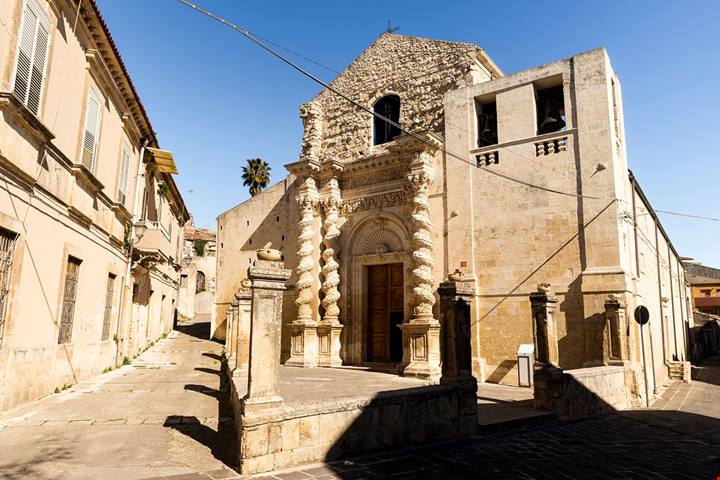 Sicilia, il gioiello barocco senza folla che unisce chiese patrimonio UNESCO e un antico teatro greco