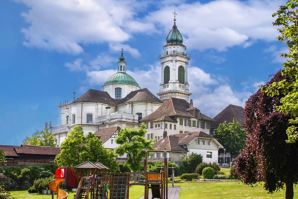 11 volte bella: in Svizzera c'è una città dove questo numero è il passaporto per tutte le sue meraviglie