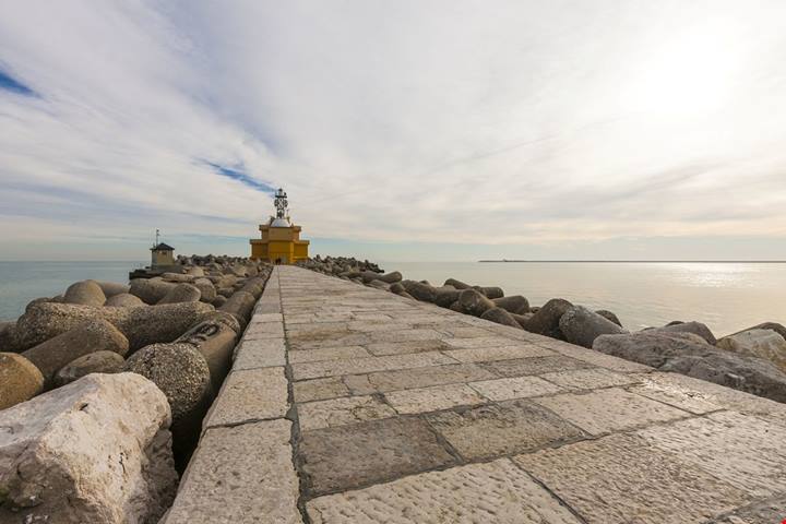 7 milioni di turisti ogni anno: ha battuto persino Rimini, ma forse non l'hai mai sentita nominare