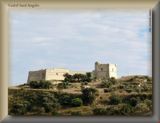 Città di mare, cultura, sapori ... Fortificazione cinquecentesca oggi sede di concerti estivi di Jazz, aperto tutto l'anno armando sabella armando sabella