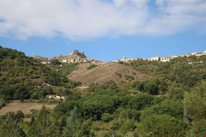 Brindisi? Si trova in Basilicata ed è un paesino di montagna: la strana omonimia di un borgo con nemmeno 800 abitanti