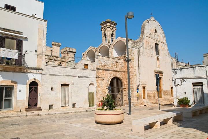La bellezza 'tagliente' della Puglia è quella di una piccola spiaggia che è divenuta il Luogo del Cuore degli italiani