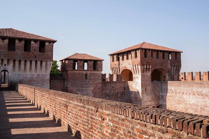 La Hollywood della Lombardia è l'antico borgo dove castelli e chiese hanno fatto da sfondo a decine di film