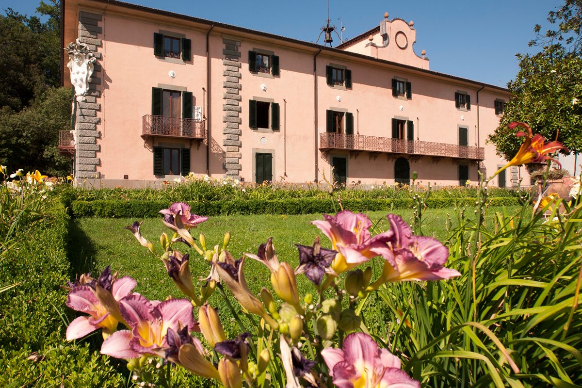 Appena fuori Firenze c'è il parco che custodisce la più grande statua dell'Appennino: è un Gigante di 14 metri