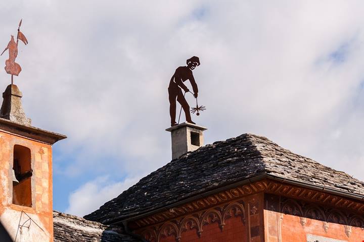 È il borgo degli spazzacamini e del profumo: l'autunno è il periodo giusto per scoprire tutte le sue bellezze