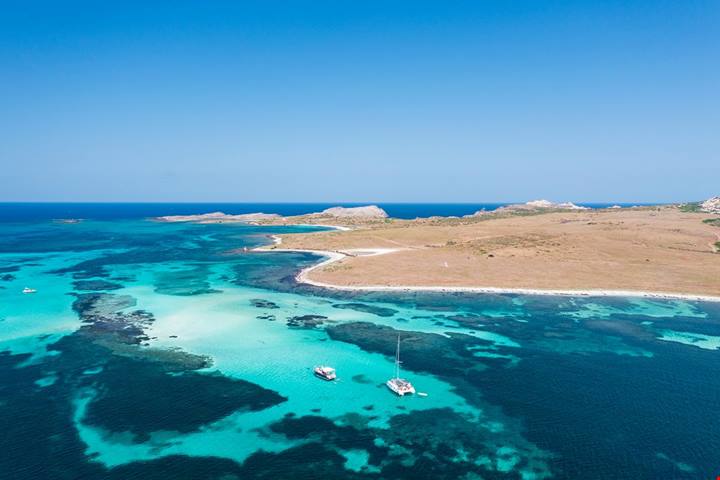 L'isola-carcere della Sardegna da scoprire a ottobre: il caldo è scomparso, la meraviglia no