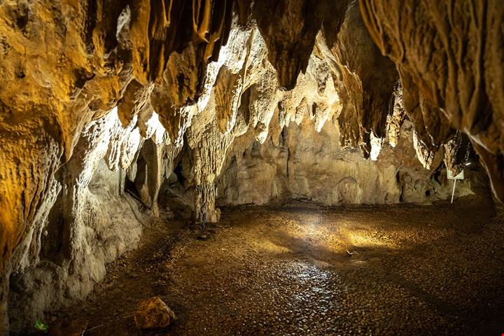 Le grotte da record nel Basso Lazio che risalgono a 80 milioni di anni fa: sono un vero spettacolo della natura