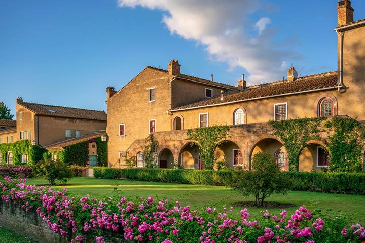 Il viale più bello d'Italia è un rettilineo lungo 5 chilometri protetto da quasi 2500 alberi