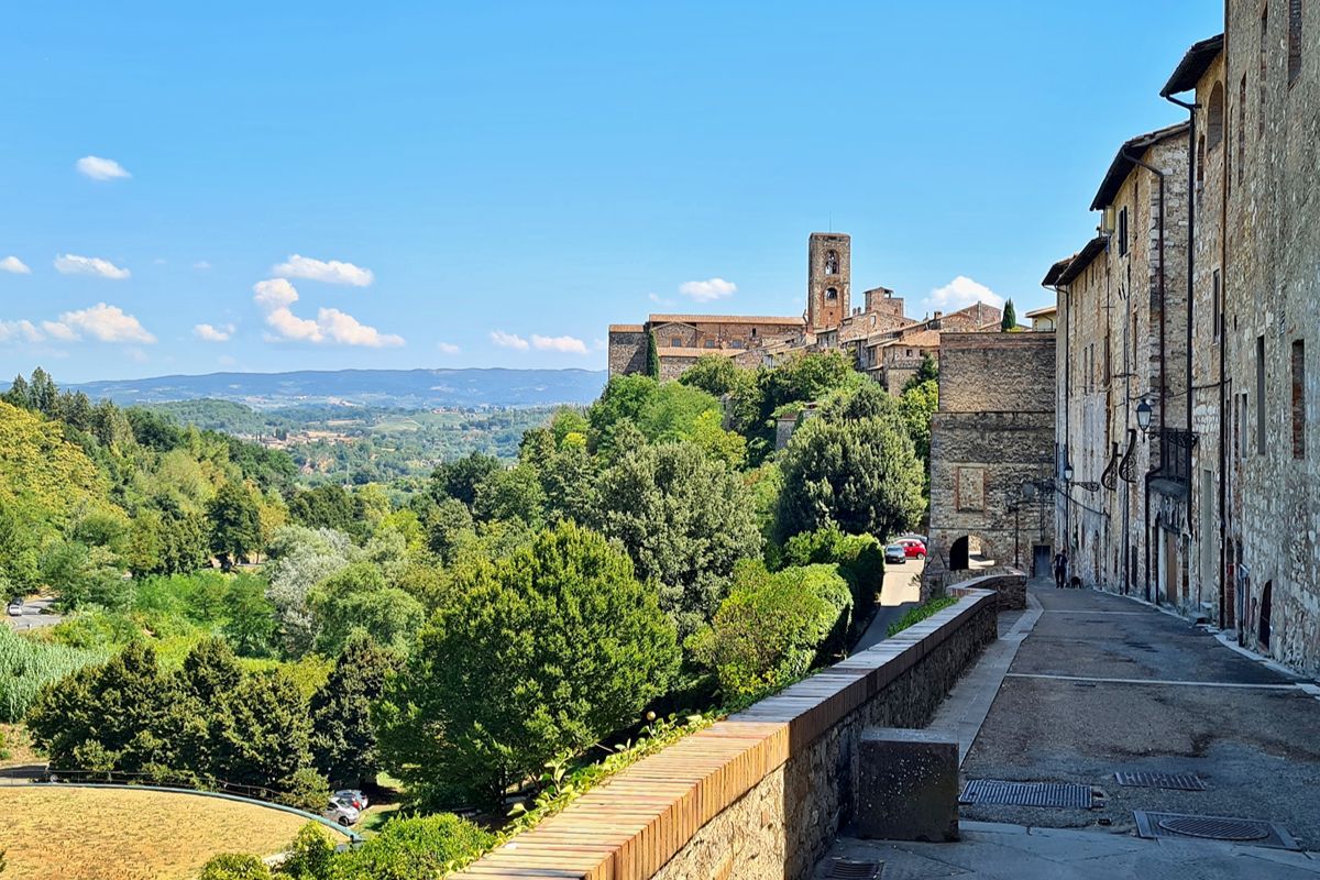 La piccola Boemia d'Italia è la splendida città della Toscana dove da secoli si producono cristalli