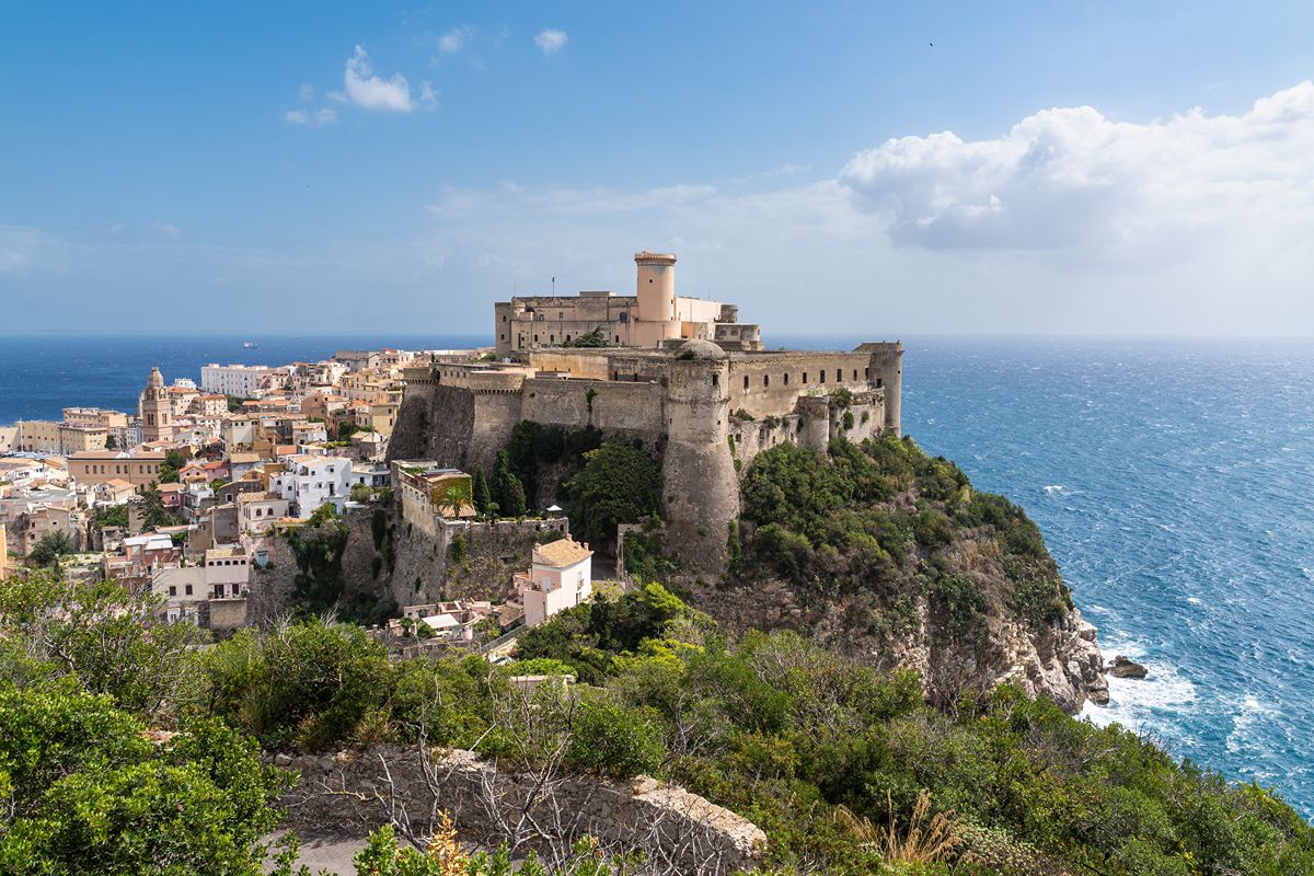 Dal mare alla Tiella: ottobre è il mese giusto per scoprire la perla del Tirreno nel Basso Lazio