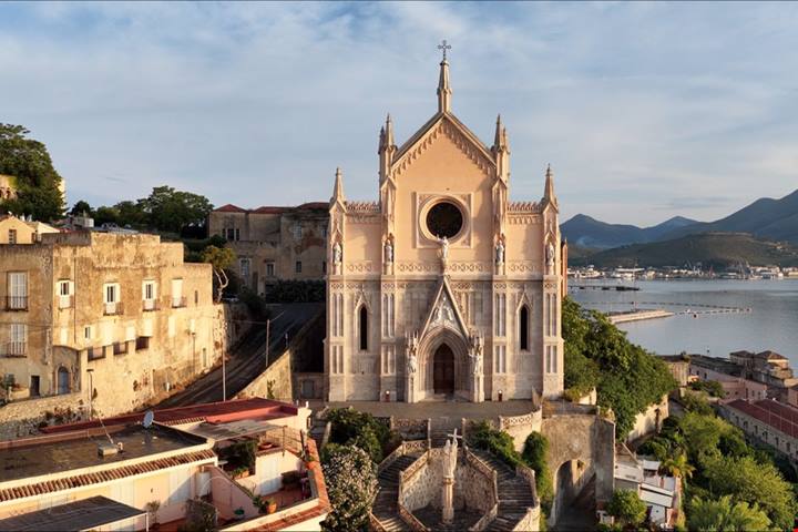 Dal mare alla Tiella: ottobre è il mese giusto per scoprire la perla del Tirreno nel Basso Lazio