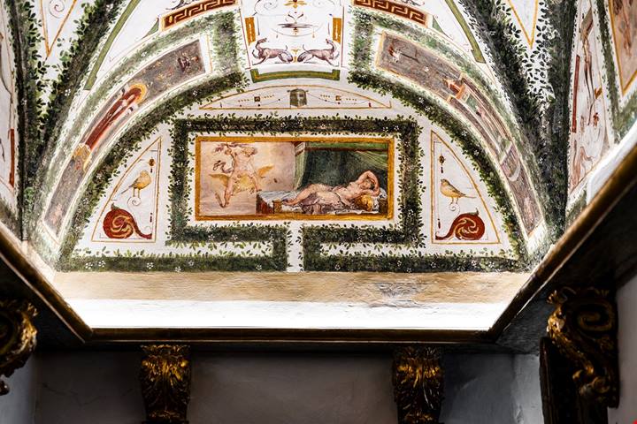 Il castello da fiaba nascosto tra le colline dell'Umbria: alla scoperta di un vero gioiello nascosto del Rinascimento