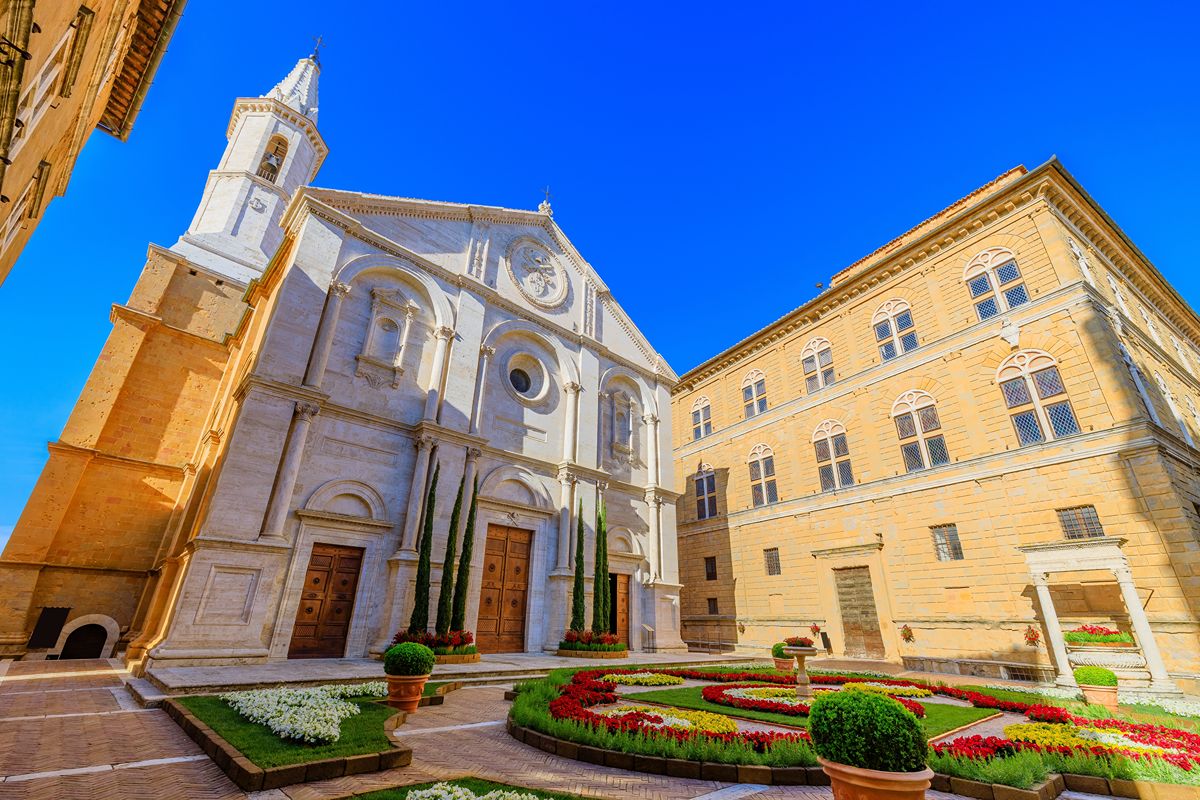 Il borgo toscano nato da un sogno rinascimentale: Pienza è la terrazza più elegante sulla Val d’Orcia