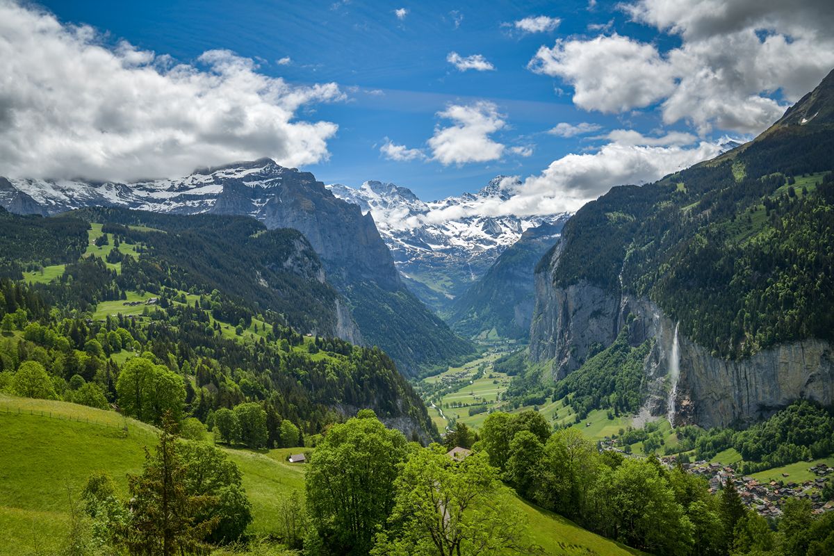 In Svizzera c'è delle 72 cascate dalla storia favolosa: qui è nato Il Signore degli Anelli