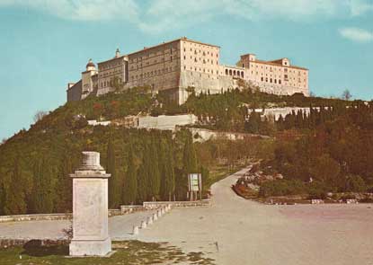 Abbazia di Montecassino, lato nord-ovest