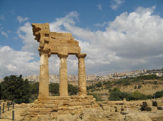 Agrigento ed il tempio dei Dioscuri