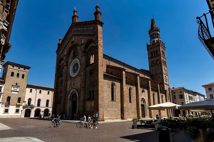 E la porta d'ingresso alla città: tantissimi ci passano sotto ogni giorno, ma pochi conoscono la sua storia