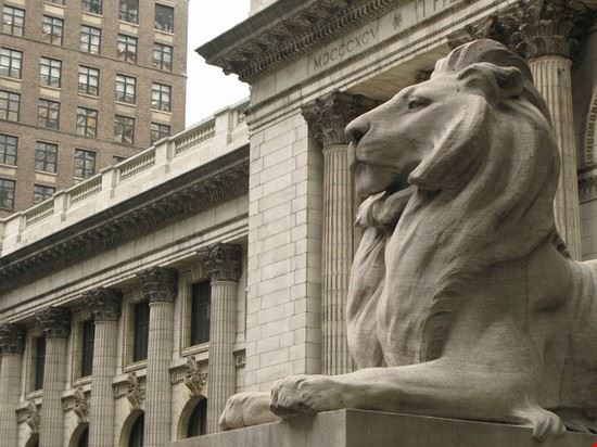 New York Public Library Fonte: Evgeny Dubinchuk - ©Shutterstock  Evgeny Dubinchuk - ©Shutterstock  Evgeny Dubinchuk - ©Shutterstock 
