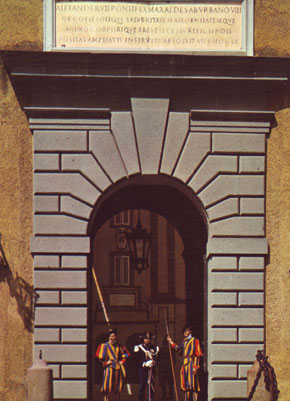 Ingresso Villa Papale e Genedarmeria Pontificia