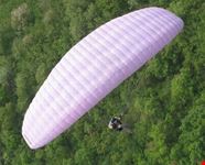 Volare in parapendio