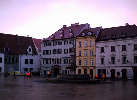 Hlavne nam
