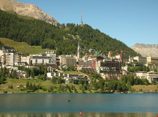 In bici tra i laghi di Silvaplana Fonte: Marco Diadei Marco Diadei Marco Diadei