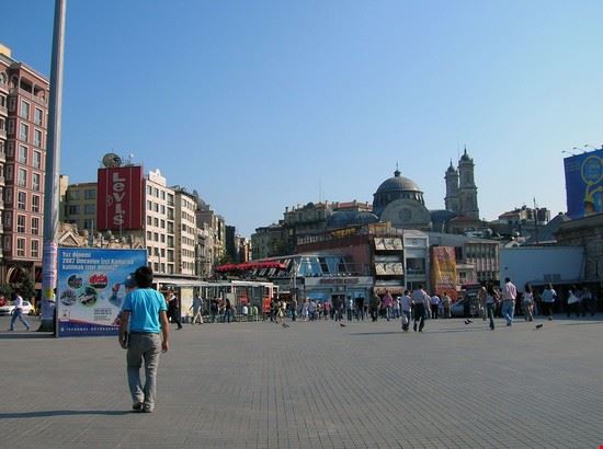 Taksim  - Fonte: Naida Caira - Naida Caira - Naida Caira