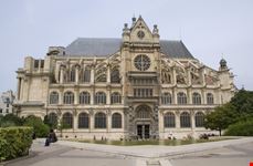 La facciata di St. Eustache