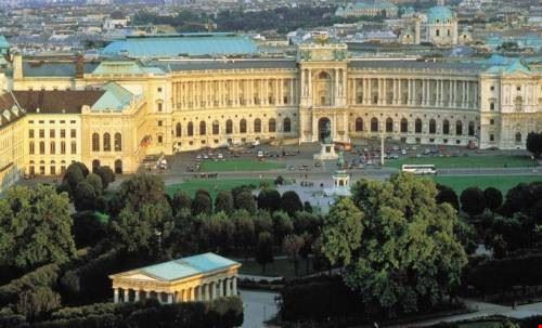 Il sogno a Vienna.. Vienna silvia loforese silvia loforese