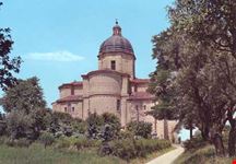 Santuario S. Maria delle Vergini (Stile Bramantesco sec. XVI)